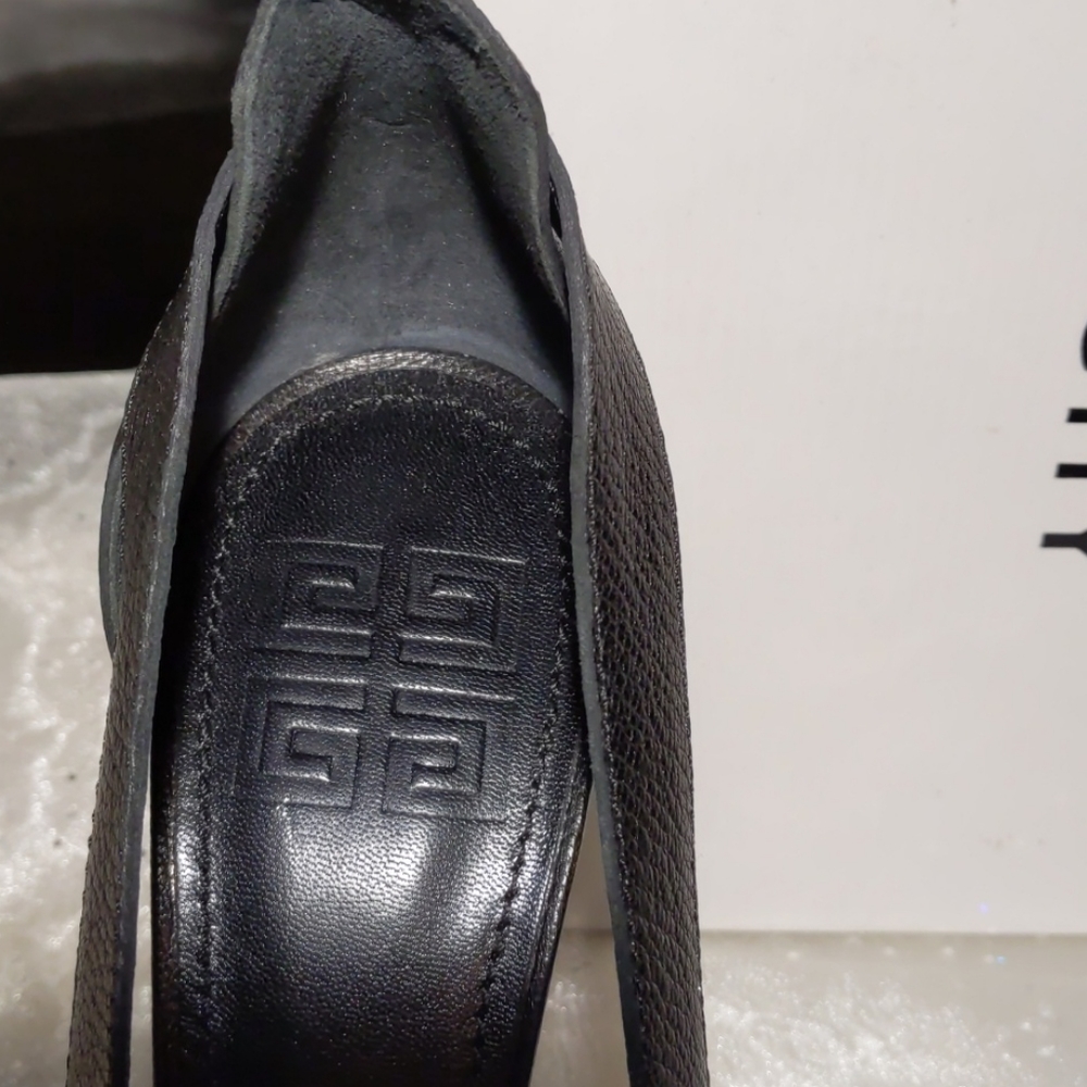 Givenchy Black Malabar Heel - Picture 6 of 14